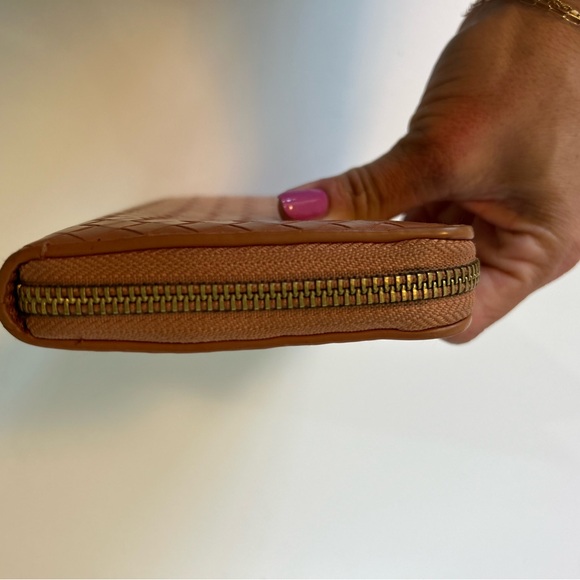 Woven Leather Wallet- Camel Color - Picture 5 of 7